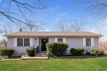 1702 NE White Dr Lees Summit, MO 64086